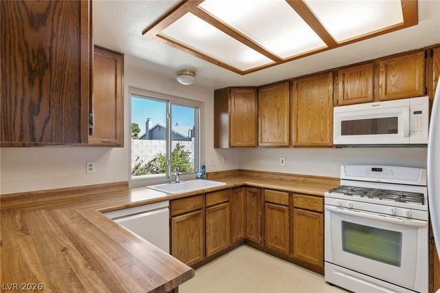 5540 Rabbit Springs Road, Las Vegas, NV 89110