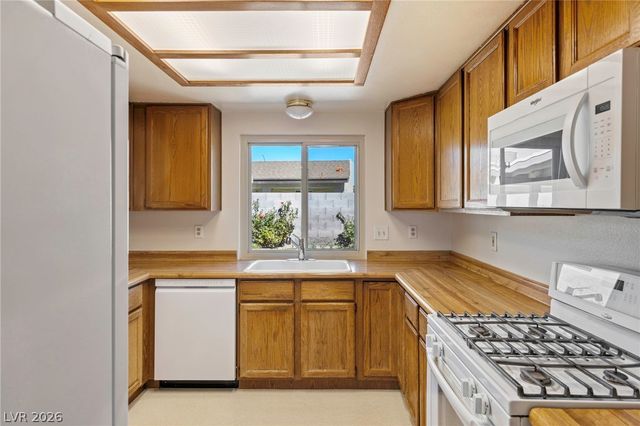 5540 Rabbit Springs Road, Las Vegas, NV 89110