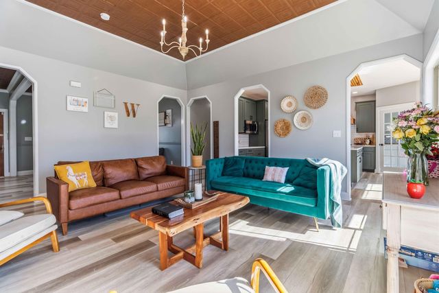 80 Wild Cat Lane, Somerset, KY 42503