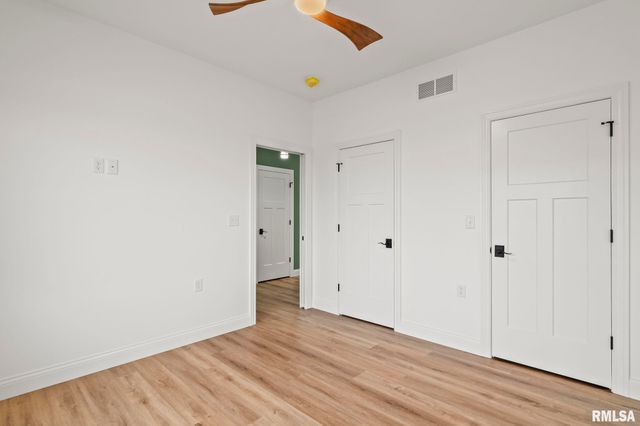 5223 Verdant Lane, Springfield, IL 62711