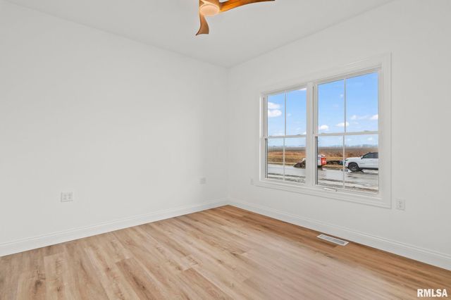 5223 Verdant Lane, Springfield, IL 62711