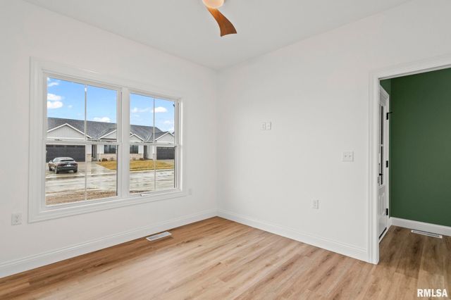 5223 Verdant Lane, Springfield, IL 62711