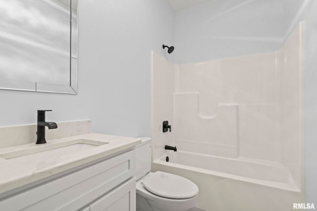 5223 Verdant Lane, Springfield, IL 62711