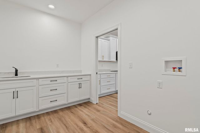 5223 Verdant Lane, Springfield, IL 62711