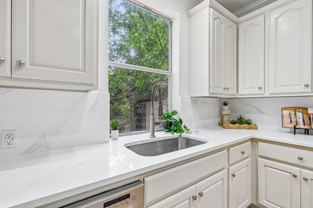 3312 Throckmorton Street, Dallas, TX 75219
