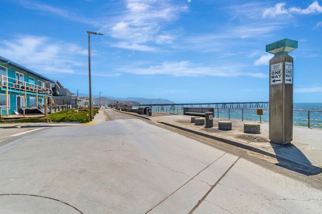 131 Carmel Avenue, Pacifica, CA 94044