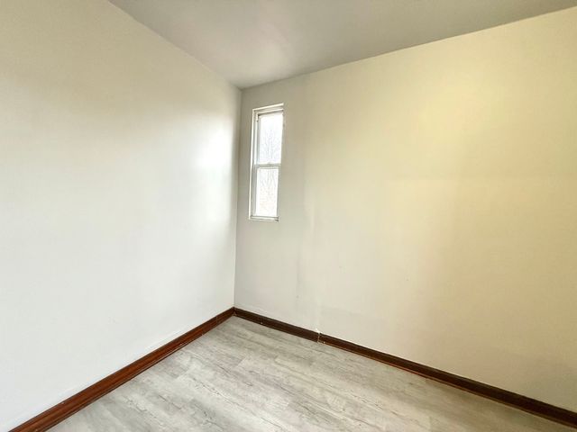 2141 S Marshall Boulevard 2R, Chicago, IL 60623