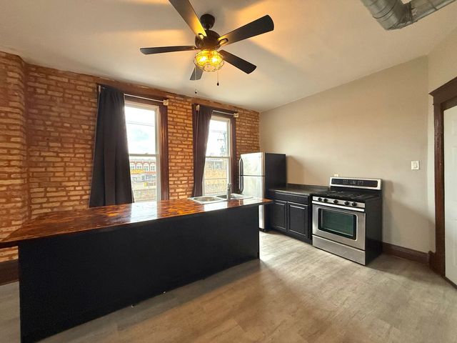 2141 S Marshall Boulevard 2R, Chicago, IL 60623