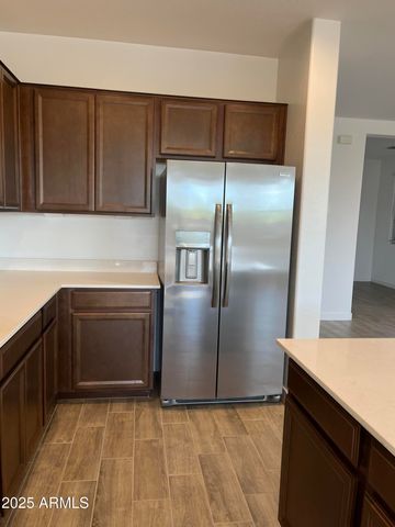 9426 W Sells Drive, Phoenix, AZ 85037