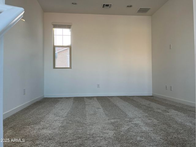 9426 W Sells Drive, Phoenix, AZ 85037