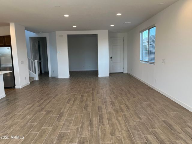 9426 W Sells Drive, Phoenix, AZ 85037