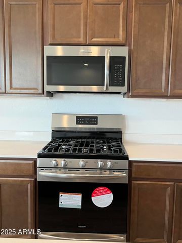 9426 W Sells Drive, Phoenix, AZ 85037