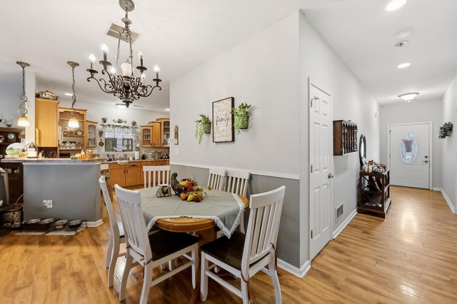 2832 Sullivans Trace, Lexington, KY 40511