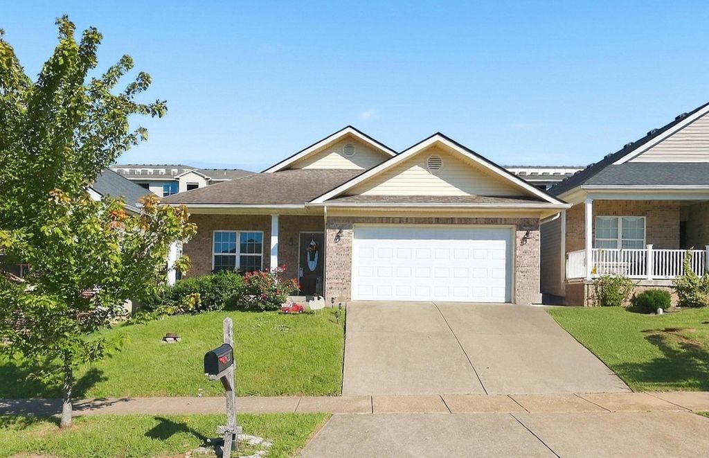 2832 Sullivans Trace, Lexington, KY 40511
