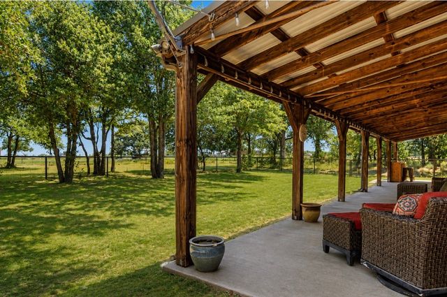 655 Hobson Bend Road, Weatherford, TX 76088