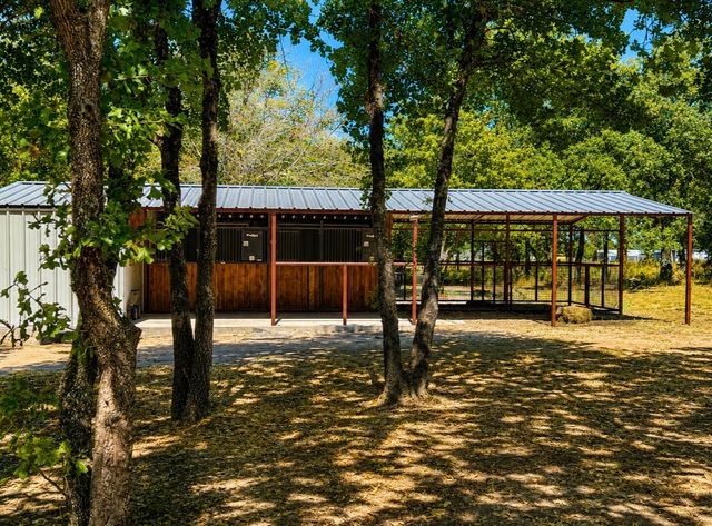 655 Hobson Bend Road, Weatherford, TX 76088