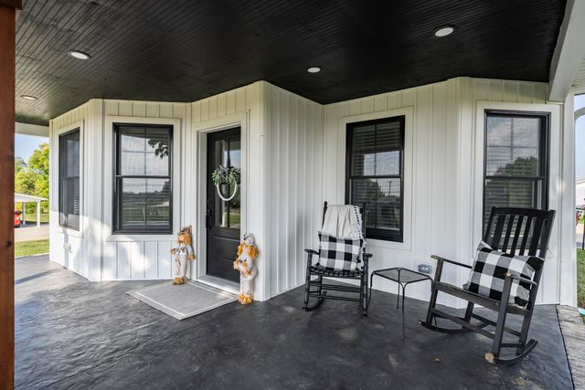 143 S Main Street, Dry Ridge, KY 41035