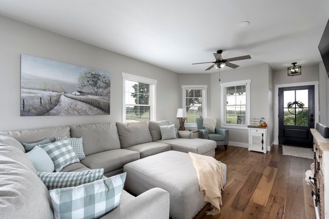 143 S Main Street, Dry Ridge, KY 41035