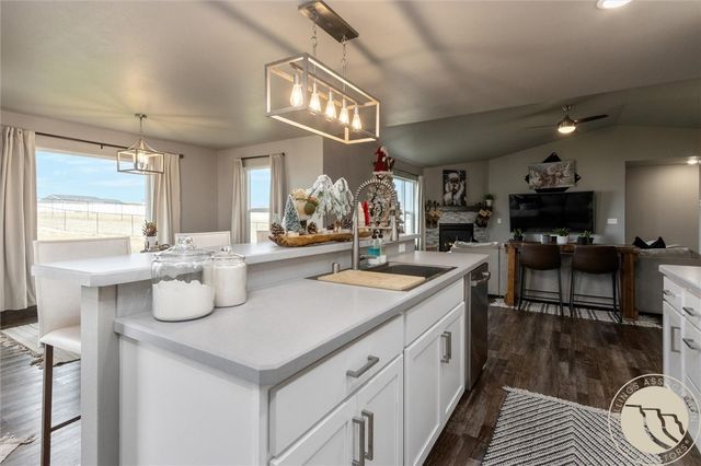 7527 White Pine CIRCLE, Billings, MT 59106