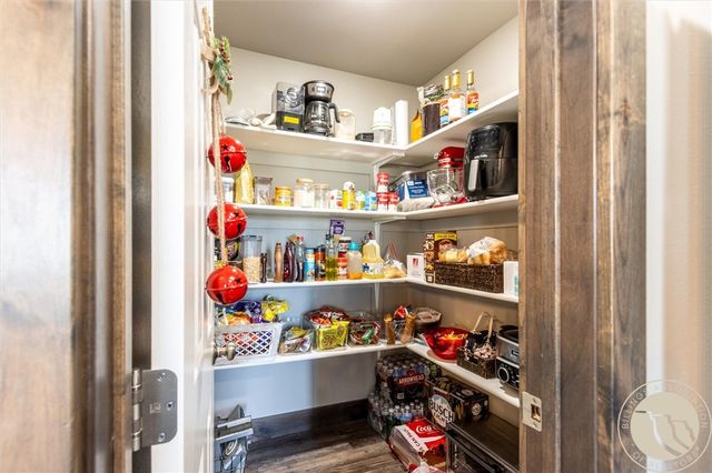 7527 White Pine CIRCLE, Billings, MT 59106