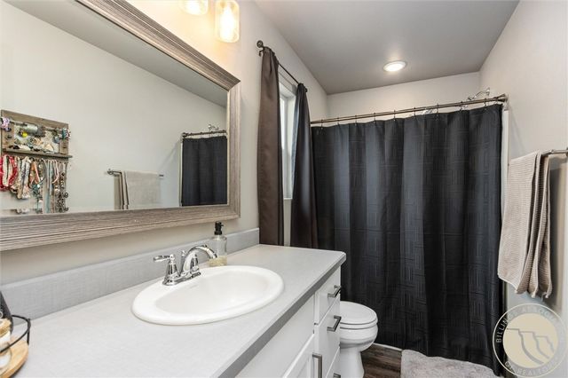 7527 White Pine CIRCLE, Billings, MT 59106