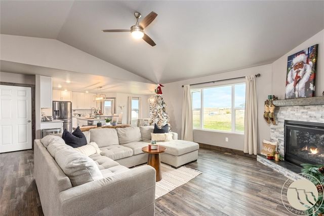 7527 White Pine CIRCLE, Billings, MT 59106