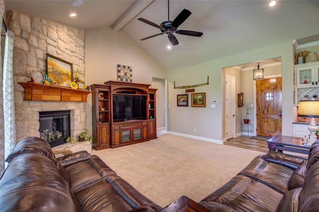 1025 Sinopa Street, Caddo Mills, TX 75135