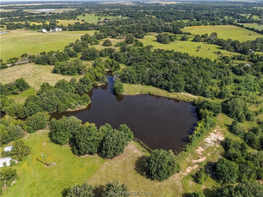 8128 & 8134 Edge School House Road, Hearne, TX 77859 — photo 4