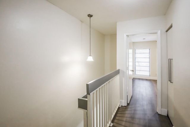 9732 NW 15th St 306, Pembroke Pines, FL 33024