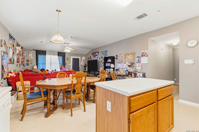 11918 PEACH XING, Helotes, TX 78023