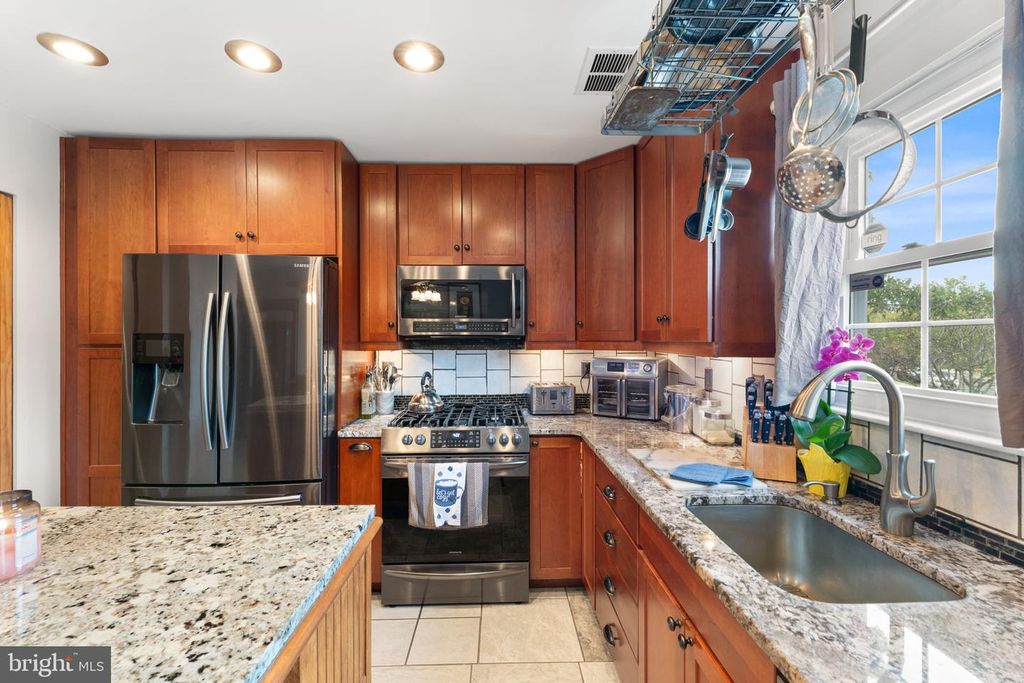 447 WHITMAN LN, WILLIAMSTOWN, NJ 08094 — photo 2