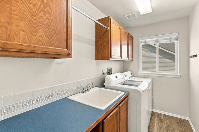 608 S Shelley Lake Ln, Spokane Valley, WA 99037