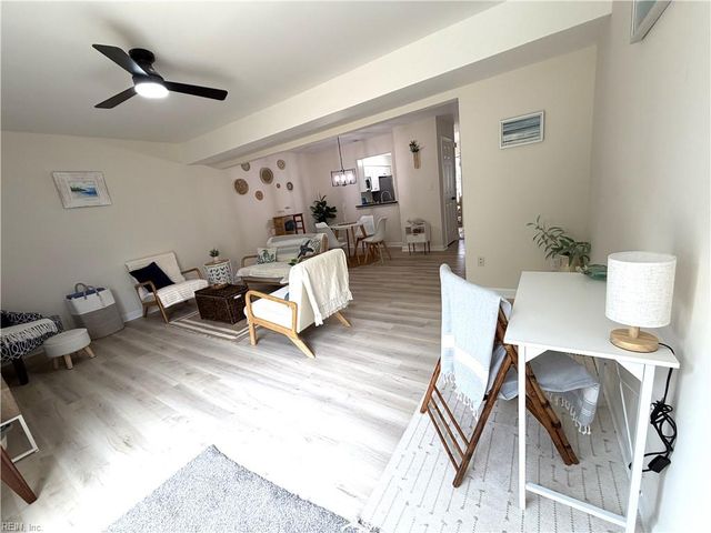 1563 Crescent Pointe LN, Virginia Beach, VA 23453