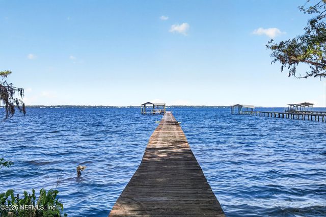 110 PIONEER Trail, Green Cove Springs, FL 32043