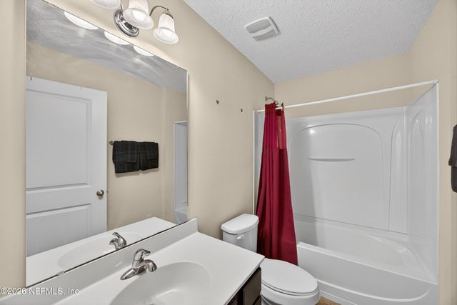110 PIONEER Trail, Green Cove Springs, FL 32043