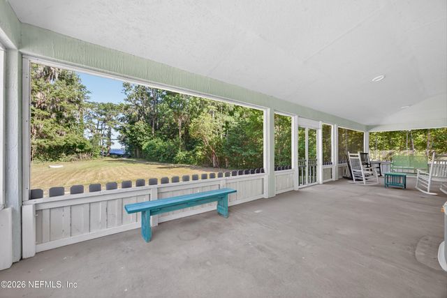 110 PIONEER Trail, Green Cove Springs, FL 32043