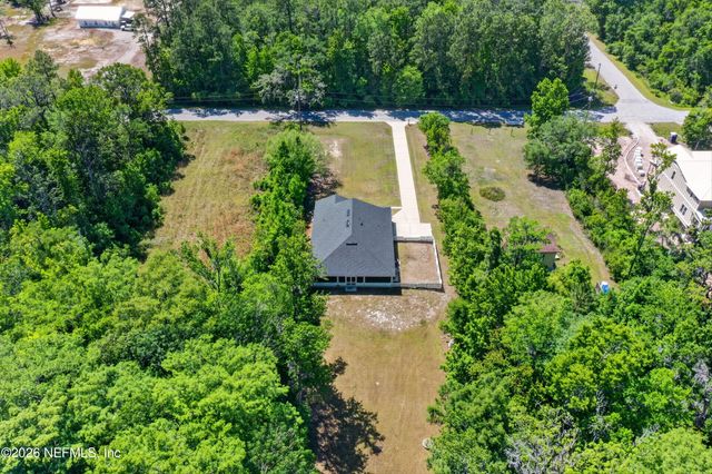 110 PIONEER Trail, Green Cove Springs, FL 32043