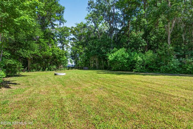 110 PIONEER Trail, Green Cove Springs, FL 32043