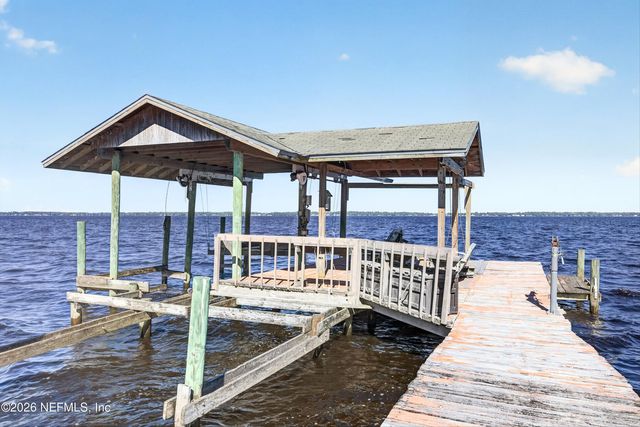 110 PIONEER Trail, Green Cove Springs, FL 32043