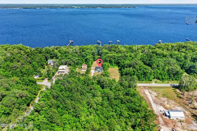 110 PIONEER Trail, Green Cove Springs, FL 32043