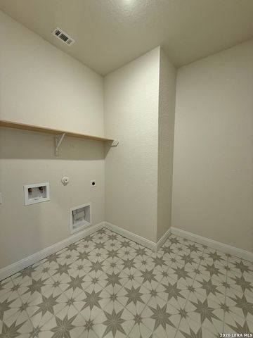 1318 Wilson, New Braunfels, TX 78132