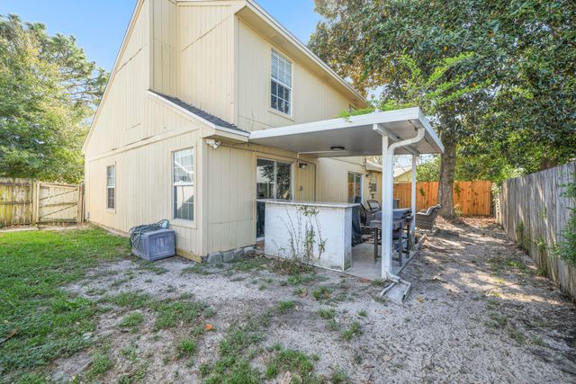 409 NW Adam Street, Fort Walton Beach, FL 32548