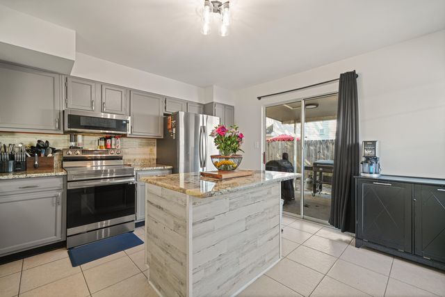 409 NW Adam Street, Fort Walton Beach, FL 32548