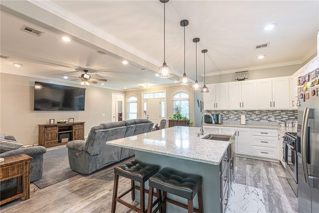 735 McKnight Avenue, West Fork, AR 72774