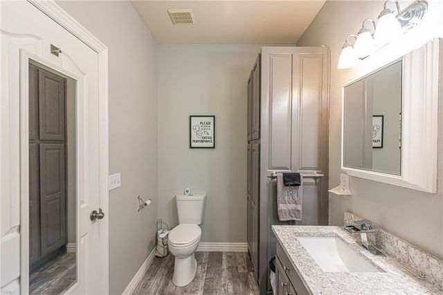 735 McKnight Avenue, West Fork, AR 72774