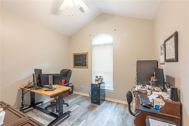 735 McKnight Avenue, West Fork, AR 72774