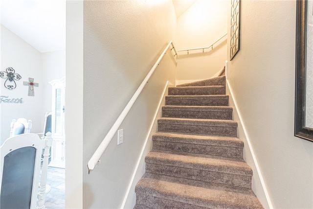 735 McKnight Avenue, West Fork, AR 72774