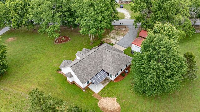 735 McKnight Avenue, West Fork, AR 72774