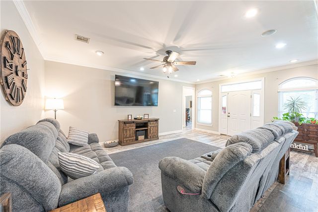 735 McKnight Avenue, West Fork, AR 72774