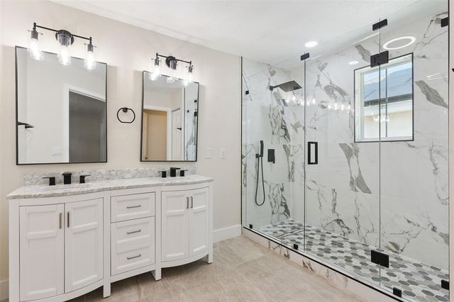 6615 HELMSLEY CIRCLE, Windermere, FL 34786